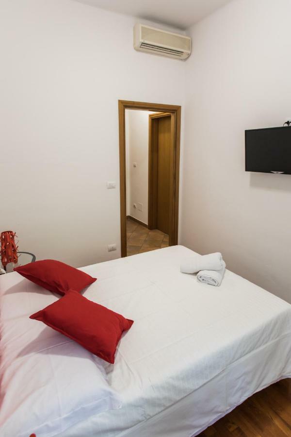Affittacamere Le Camere Di Porta San Felice - Self Check In Bologna Ngoại thất bức ảnh